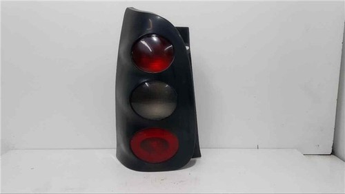 Rear left light - left,